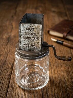 Vintage Nut/Meat Chopper Glass Metal Grinder  Patent no 2.001.079 Small